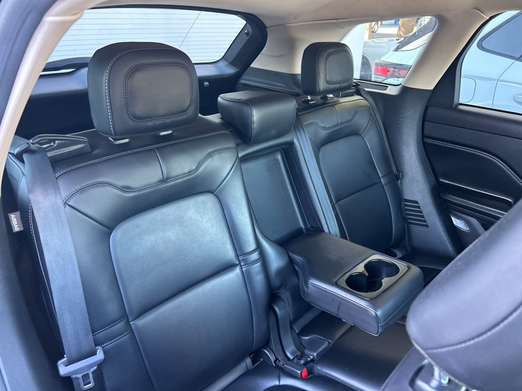 Used 2023 Lincoln Corsair AWD image 46