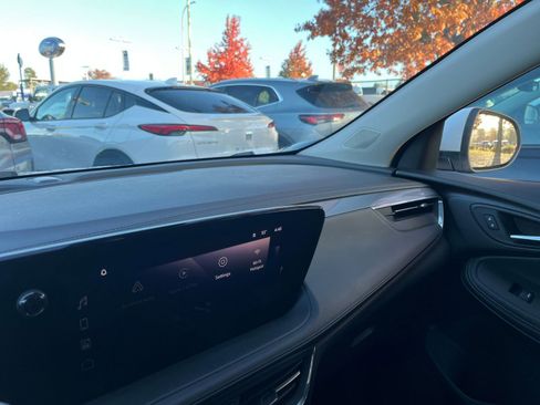 Used 2025 Buick Encore GX Preferred image 33