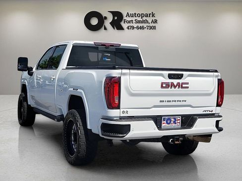 Used 2022 GMC Sierra 2500 AT4 w/ AT4 Premium Plus Package image 4