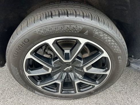 Used 2022 Chevrolet Tahoe RST image 17