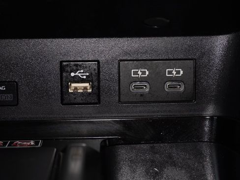 Certified 2025 Toyota Camry SE image 17