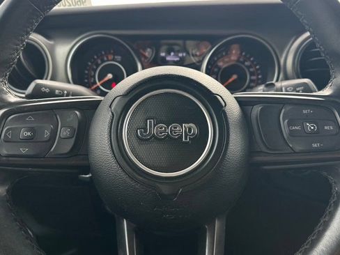 Used 2022 Jeep Wrangler Unlimited Sport AWD/4WD image 24