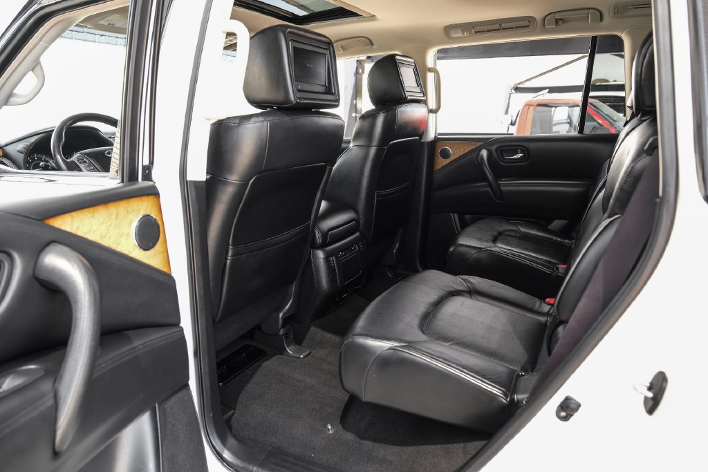 Used 2014 INFINITI QX80 2WD w/ Theater Package image 50