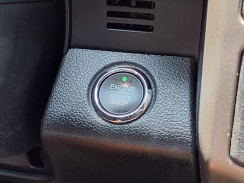 Used 2021 Ford Expedition XLT RWD image 23
