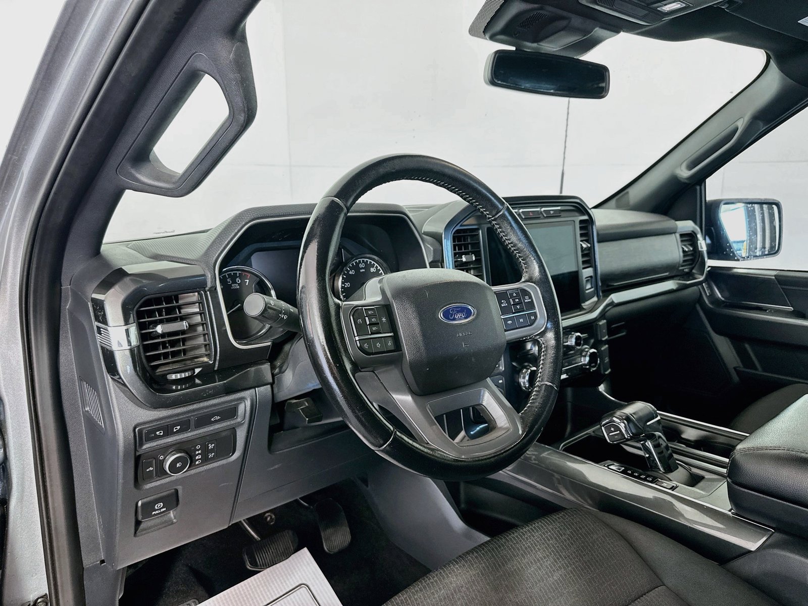 Used 2021 Ford F150 XLT w/ Equipment Group 302A High AWD/4WD image 9