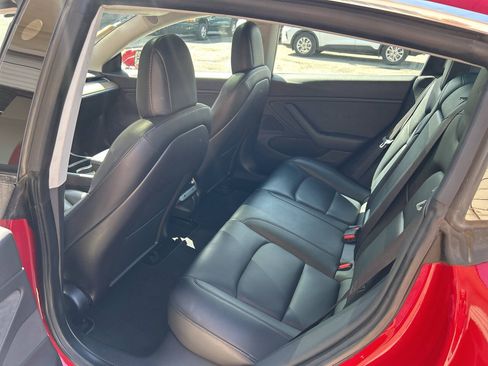 Used 2019 Tesla Model 3 Long Range RWD image 11