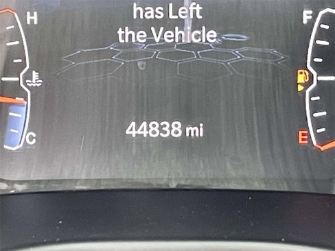 Used 2024 Jeep Compass Latitude image 22