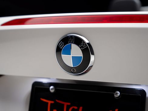Used 2022 BMW M4 xDrive Competition w/ Parking Assistance Package AWD/4WD image 33
