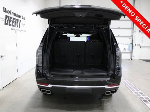 New 2026 Chevrolet Tahoe High Country image 25