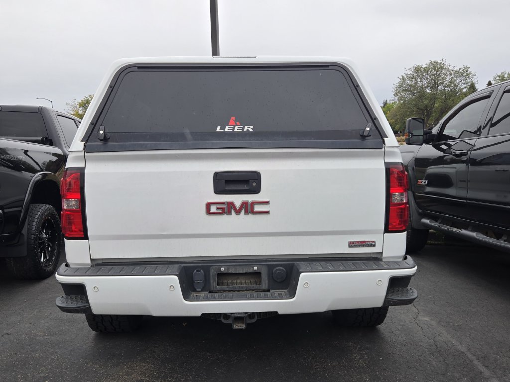 Used 2014 GMC Sierra 1500 SLT w/ All-Terrain Package AWD/4WD image 3