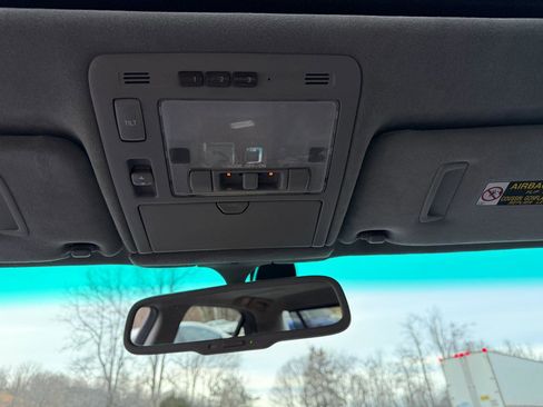 Used 2005 Lexus LS 430 image 25