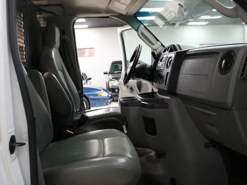 Used 2014 Ford E-150 and Econoline 150 w/ Power Group image 27