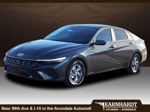 New 2026 Hyundai Elantra SE image 1