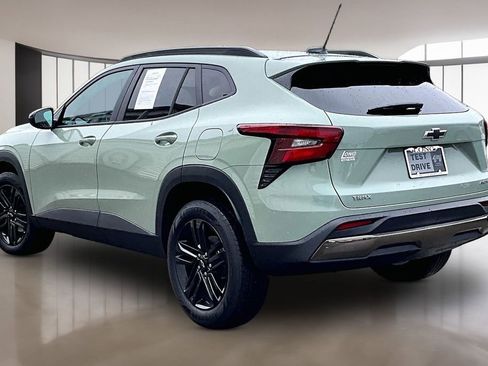 Certified 2025 Chevrolet Trax ACTIV w/ Driver Confidence Package image 11