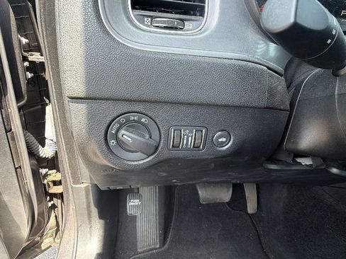 Used 2023 Dodge Charger SXT image 25