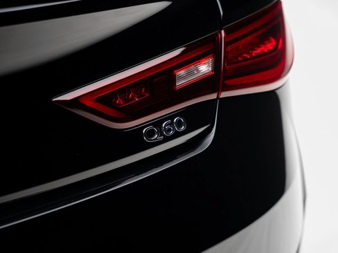 Used 2019 INFINITI Q60 3.0t Luxe AWD/4WD image 32