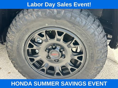 Used 2026 Toyota 4Runner TRD Off-Road Premium AWD/4WD image 4