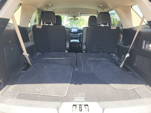 Used 2020 Ford Explorer XLT w/ Comfort Package AWD/4WD image 25