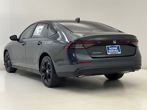 New 2025 Honda Accord SE image 7