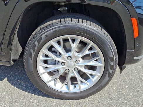 Certified 2021 Jeep Grand Cherokee L Summit w/ Advanced Protech Group IV image 9