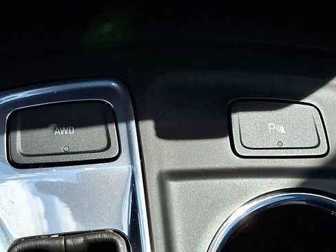 Certified 2023 Chevrolet Equinox LT AWD/4WD image 26