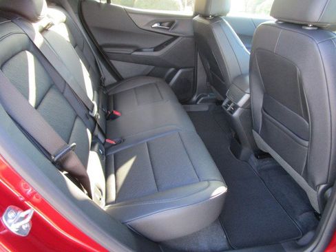 New 2026 Chevrolet Equinox LT w/ Convenience Package II image 22