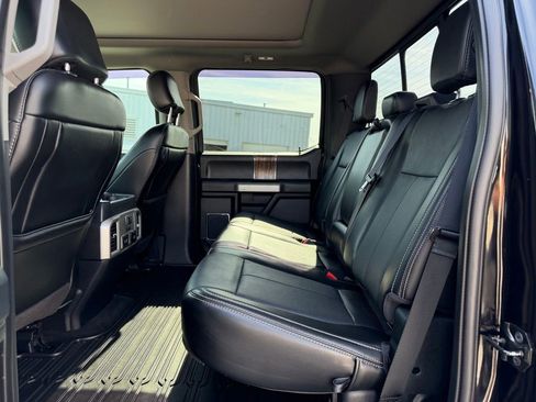 Used 2019 Ford F150 Lariat w/ Equipment Group 502A Luxury image 16