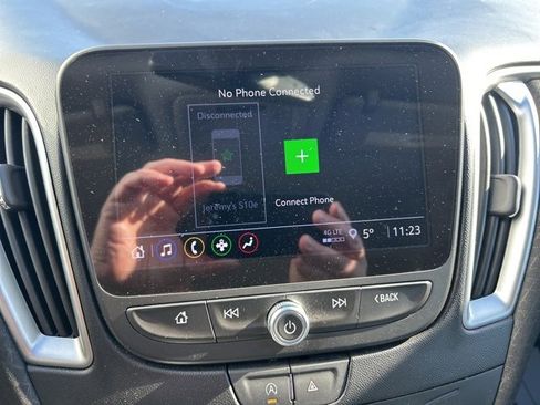 Used 2023 Chevrolet Malibu LT image 24