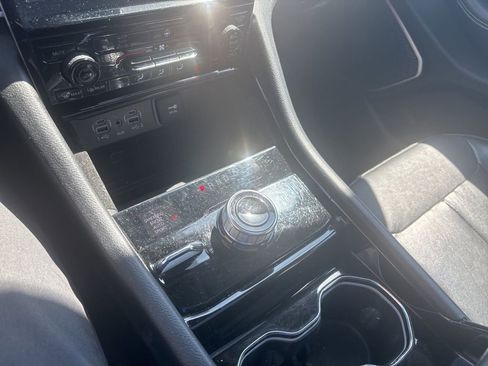 Used 2021 Jeep Grand Cherokee L Limited image 31