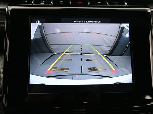 Used 2024 Jeep Grand Cherokee Altitude AWD/4WD image 22