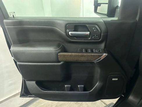 Used 2021 GMC Sierra 3500 Denali w/ Denali Ultimate Package image 15