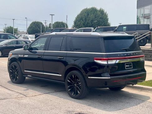 Used 2022 Lincoln Navigator L Reserve AWD/4WD image 4