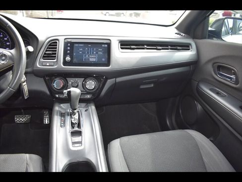 Used 2021 Honda HR-V Sport image 30