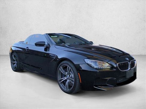 Used 2013 BMW M6 Convertible image 3