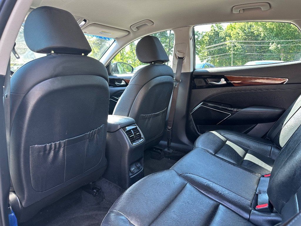 Used 2019 Kia Cadenza Premium FWD image 16