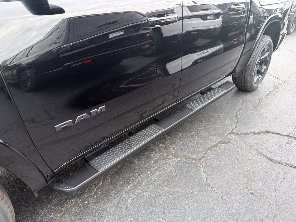 New 2026 RAM 1500 Big Horn w/ Night Edition AWD/4WD image 11