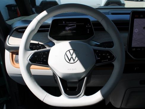 New 2025 Volkswagen ID. Buzz Pro S Plus image 11
