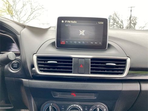 Used 2016 MAZDA MAZDA3 i Sport w/ Preferred Equipment Package image 24