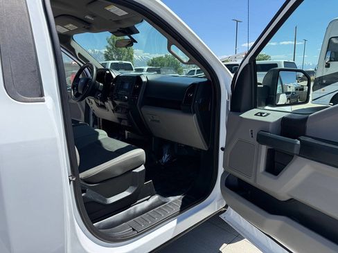 Used 2019 Ford F150 XL w/ Equipment Group 101A Mid RWD image 18