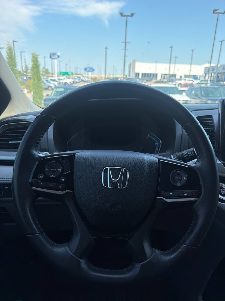 Used 2023 Honda Odyssey Touring image 15