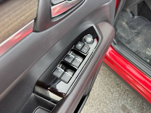 Used 2022 MAZDA CX-5 Signature image 17