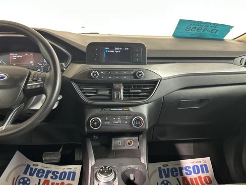 Used 2020 Ford Escape S AWD/4WD image 28