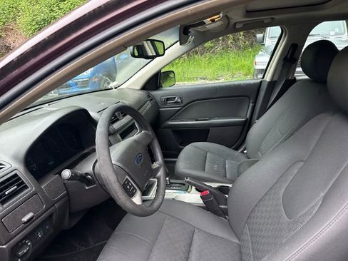 Used 2011 Ford Fusion SE w/ 202A Rapid Spec Order Code FWD image 13