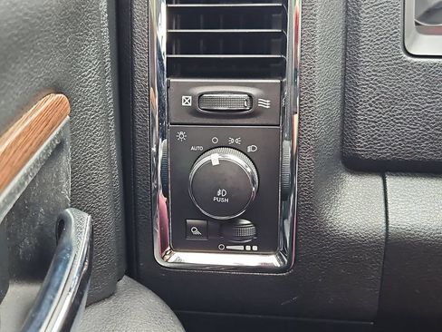 Certified 2017 RAM 1500 Laramie w/ Convenience Group AWD/4WD image 18