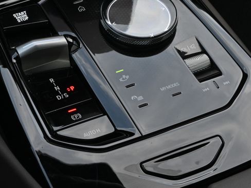 Used 2024 BMW 530i w/ M Sport Package image 22