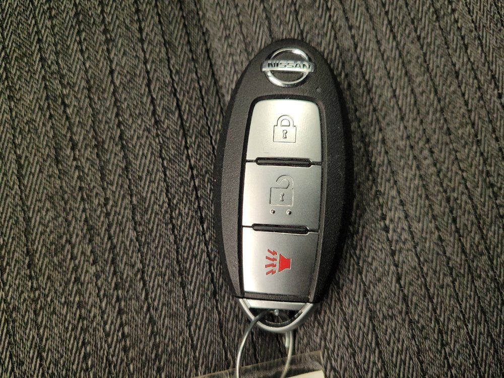 Used 2021 Nissan Rogue S AWD/4WD image 32