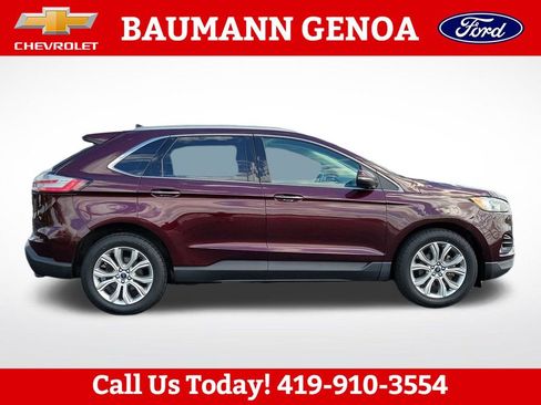 Used 2019 Ford Edge Titanium w/ Cold Weather Package FWD image 6