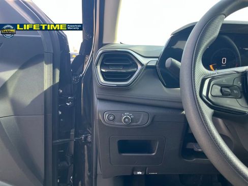 Used 2025 Chevrolet TrailBlazer LT image 20
