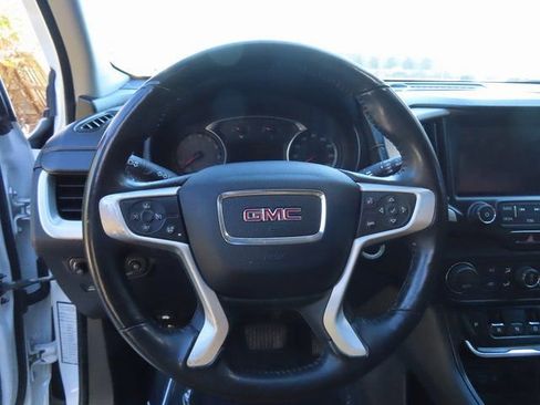 Used 2018 GMC Terrain SLT image 25