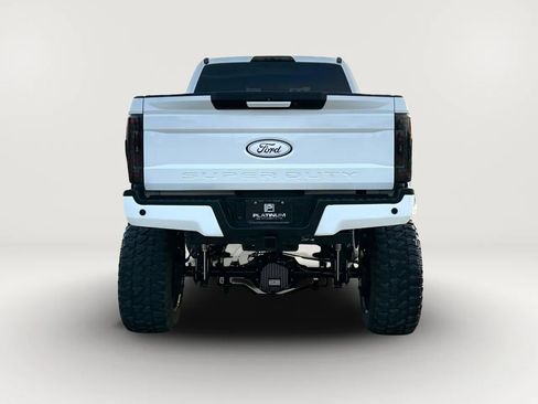 Used 2018 Ford F250 XLT w/ XLT Premium Package image 5